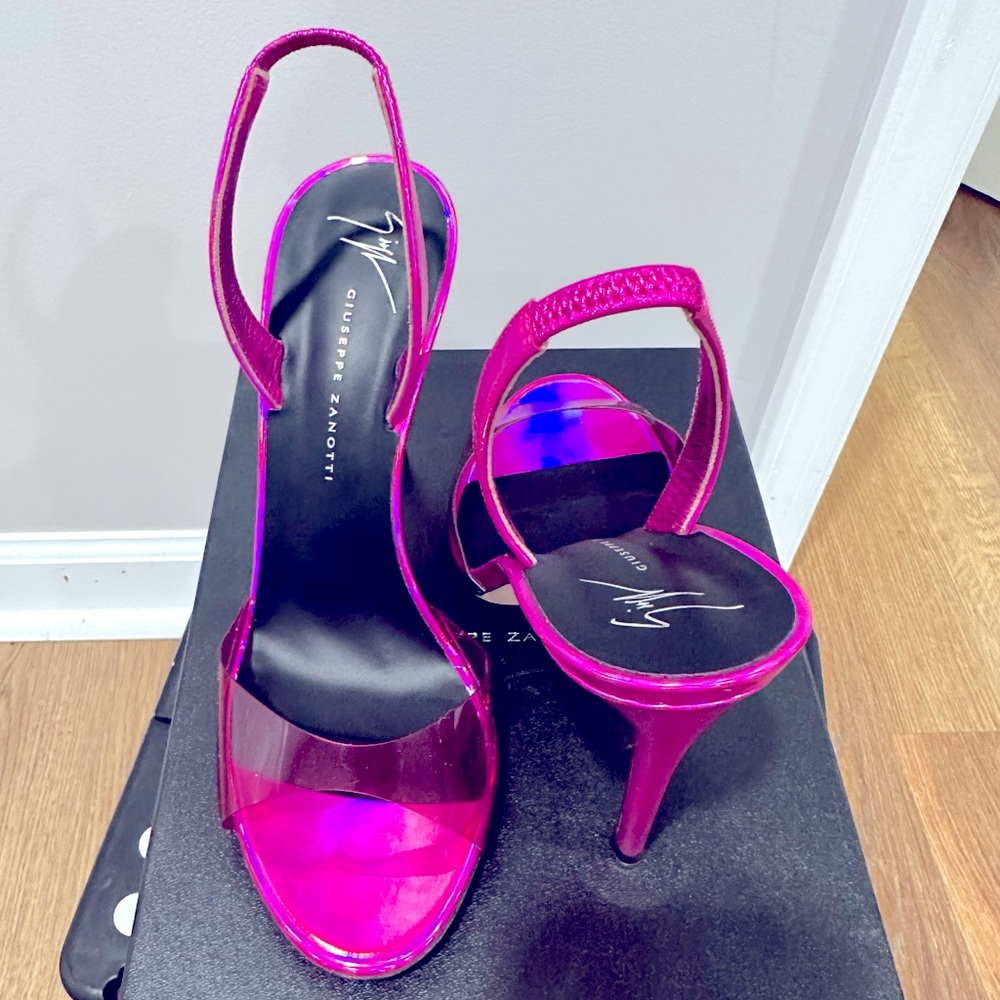 Giuseppe Zanotti Lilibeth Plexy Slingbacks